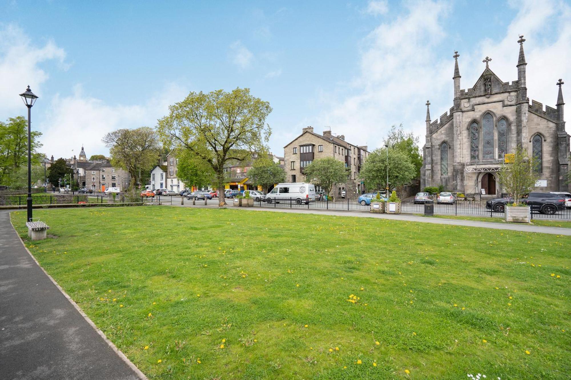 9 Camden Building Leilighet Kendal Eksteriør bilde